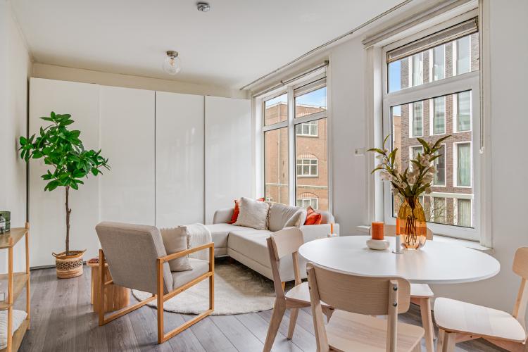 
    <nil><span>|</span>
image 5