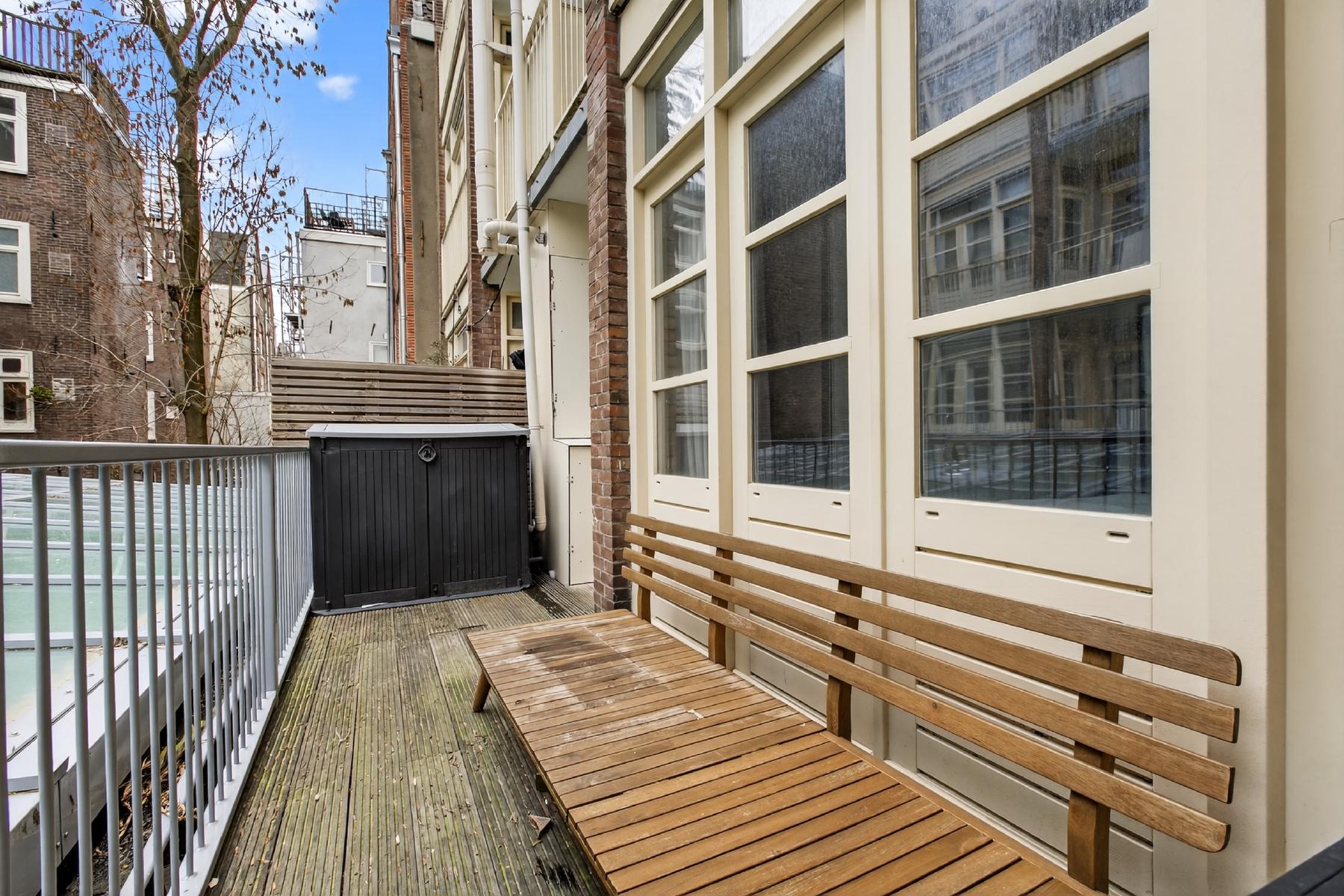 AMSTERDAM Nieuwe Looiersstraat 70-1image 19