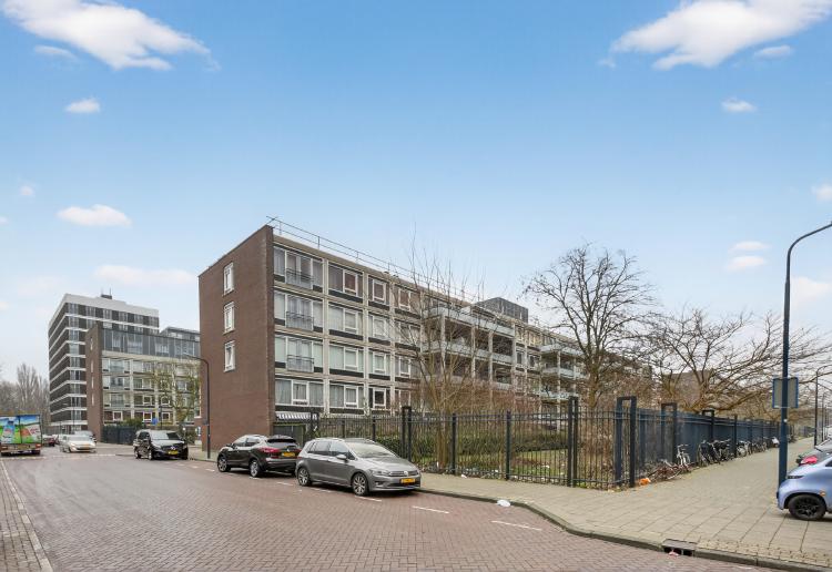 
    <nil><span>|</span>
image 24