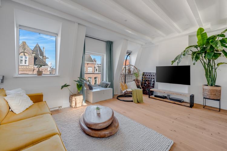 
    <nil><span>|</span>
image 3