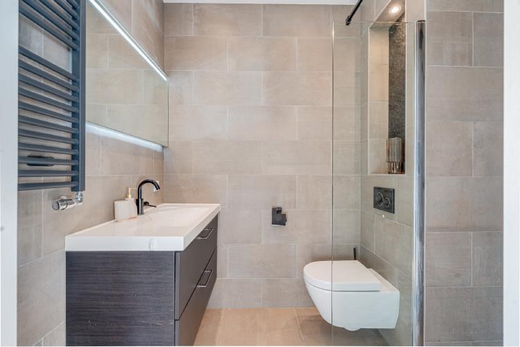 
    <nil><span>|</span>
image 32