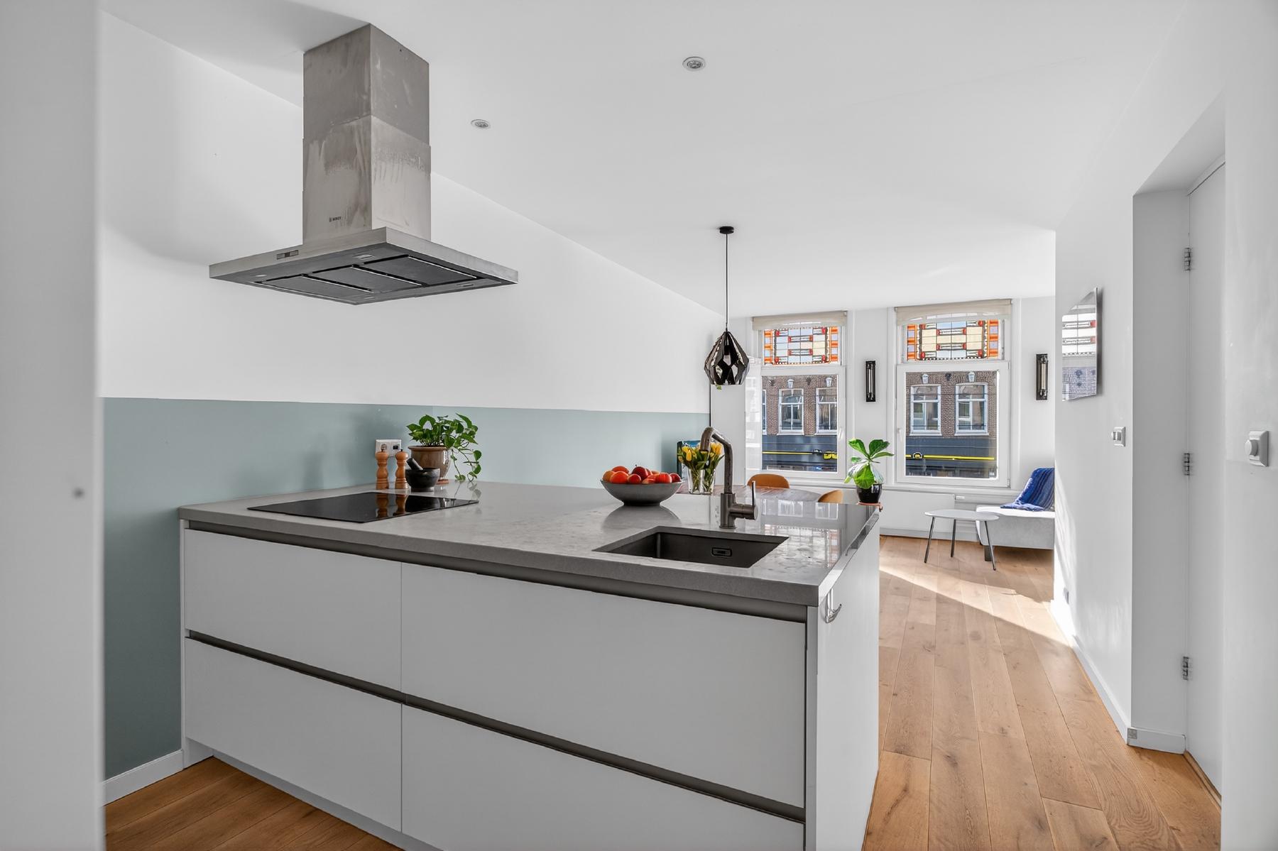 AMSTERDAM Van Woustraat 31-1