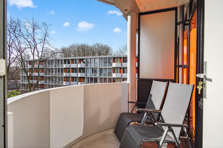 
    <nil><span>|</span>
image 7