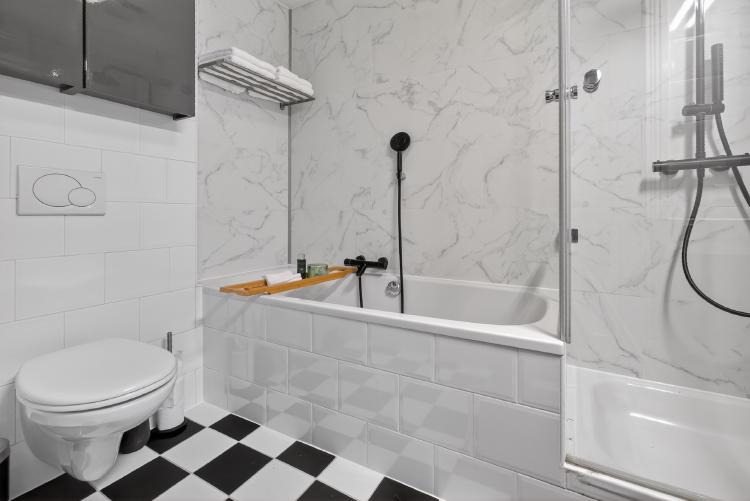 
    <nil><span>|</span>
image 24