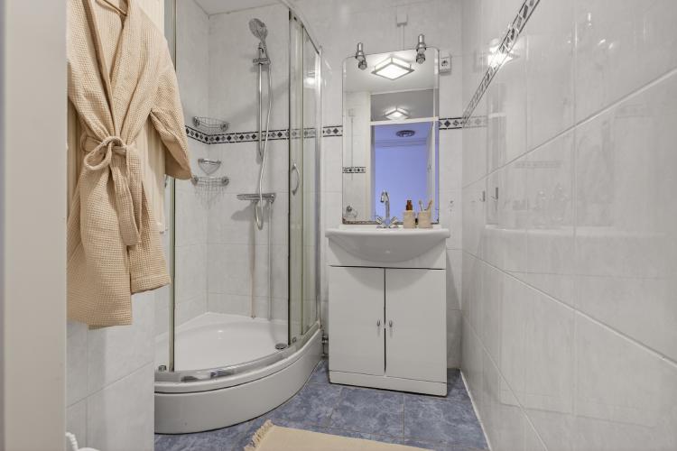 
    <nil><span>|</span>
image 17