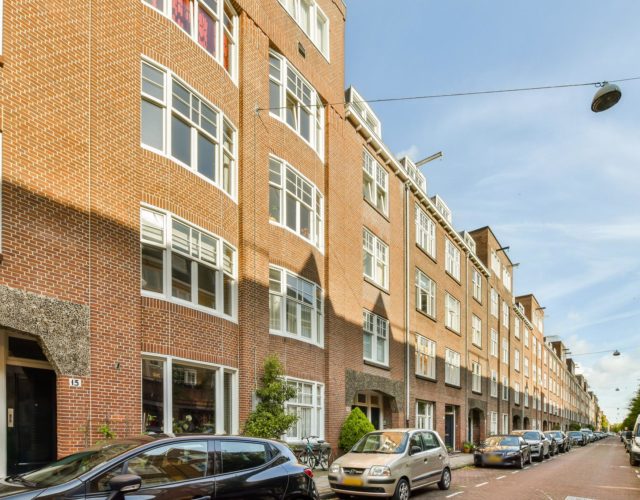 
    
     Bestevaerstraat 15iii | Amsterdam
