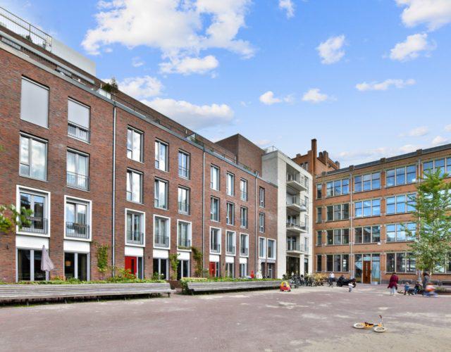 AMSTERDAM Dora Tamanaplein 55