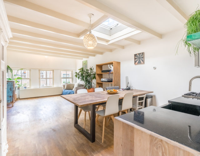 
    
     Haarlemmerdijk 107-D | Amsterdam
