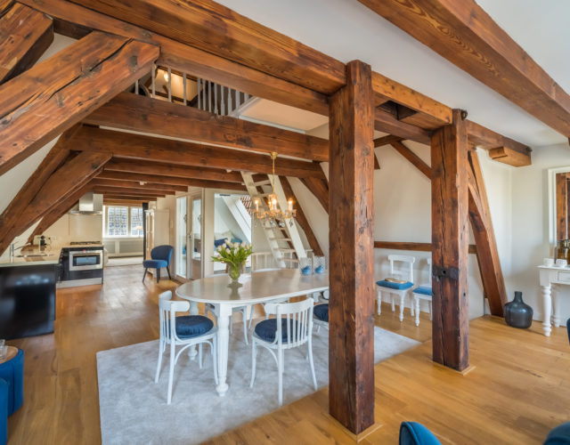 
    
     Oudezijds Achterburgwal 173-F | Amsterdam
